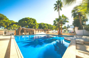 Hotel PINE BAY CLUB